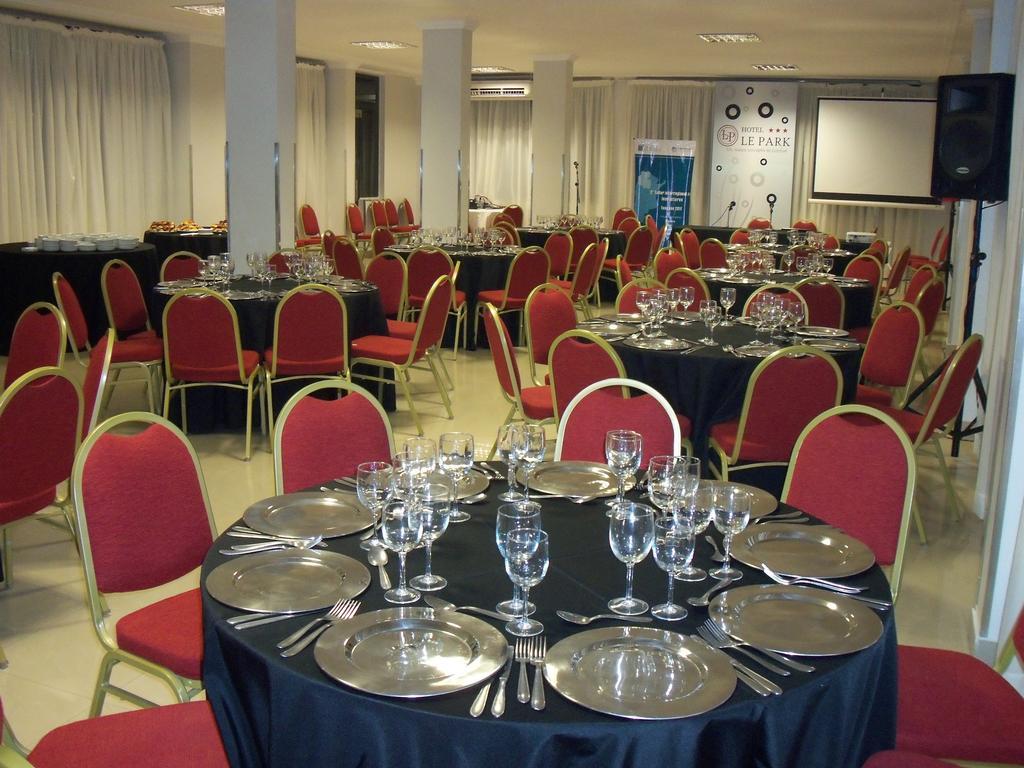 Hotel Le Park San Miguel de Tucuman Bagian luar foto